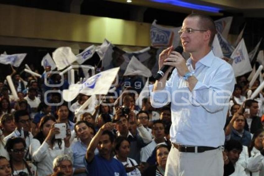 PAN . CIERRE DE CAMPAÑA