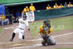 BEISBOL . PERICOS VS OLMECAS