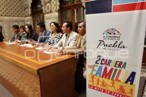 CONGRESO . CARRERA DE LA FAMILIA