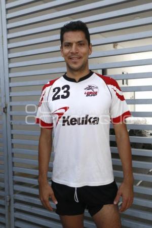 FÚTBOL . ALBERTO LUCIO LOBOS BUAP