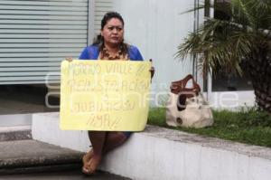 MANIFESTACIÓN EX BUROCRATAS EN FINANZAS