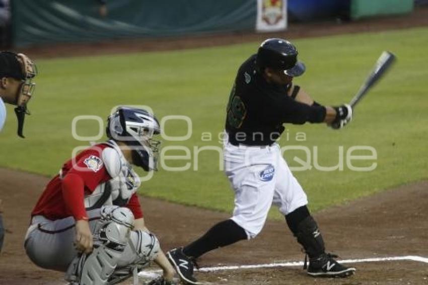 BÉISBOL . PERICOS VS PIRATAS DE CAMPECHE