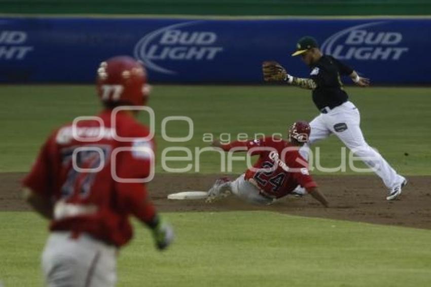 BÉISBOL . PERICOS VS PIRATAS DE CAMPECHE
