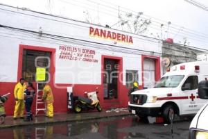 DERRUMBE TECHO POR LLUVIA