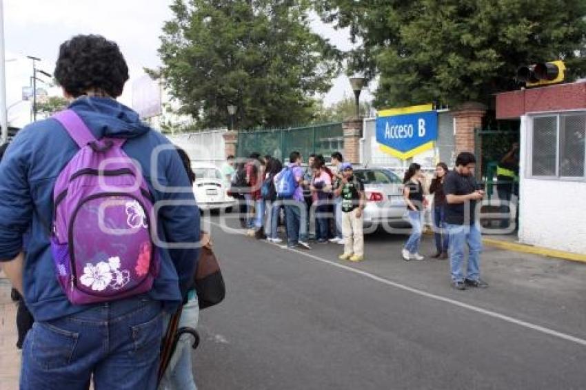 CIERRE BUAP . TOMA DE RECTORÍA