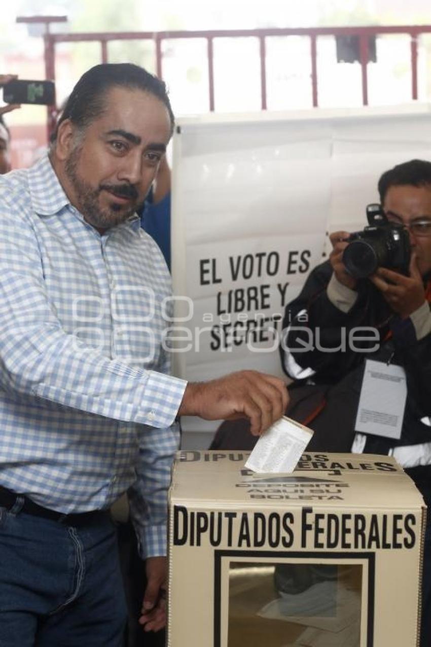 ELECCIONES 2015 . VOTO RAFA MICALCO