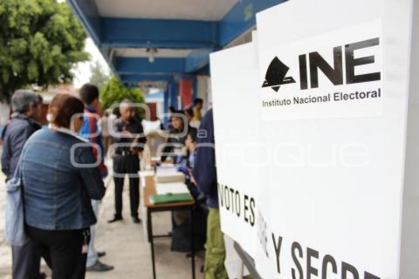 ELECCIONES 2015 . CASILLAS