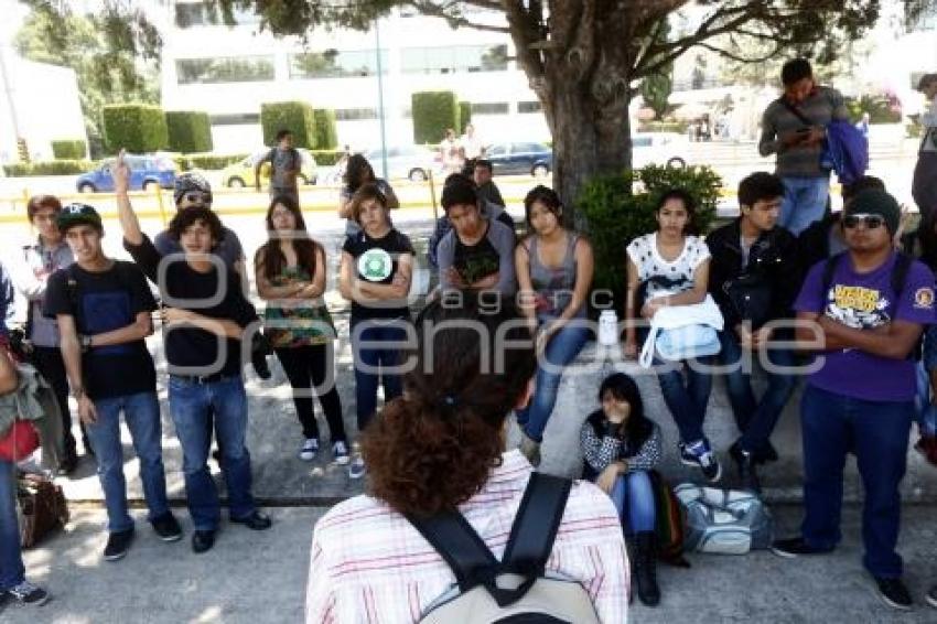 JÓVENES DETENIDOS BUAP