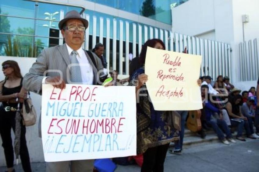 MANIFESTACIÓN PGJ . MIGUEL GUERRA