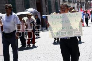 MANIFESTACIÓN MAESTROS . MIGUEL GUERRA