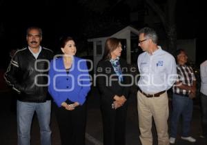 GENOVEVA HUERTA RECIBE CONSTANCIA