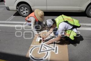 CICLOVÍA . 4 PONIENTE