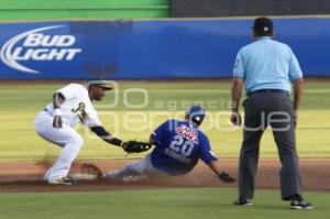 BÉISBOL . PERICOS VS ACEREROS