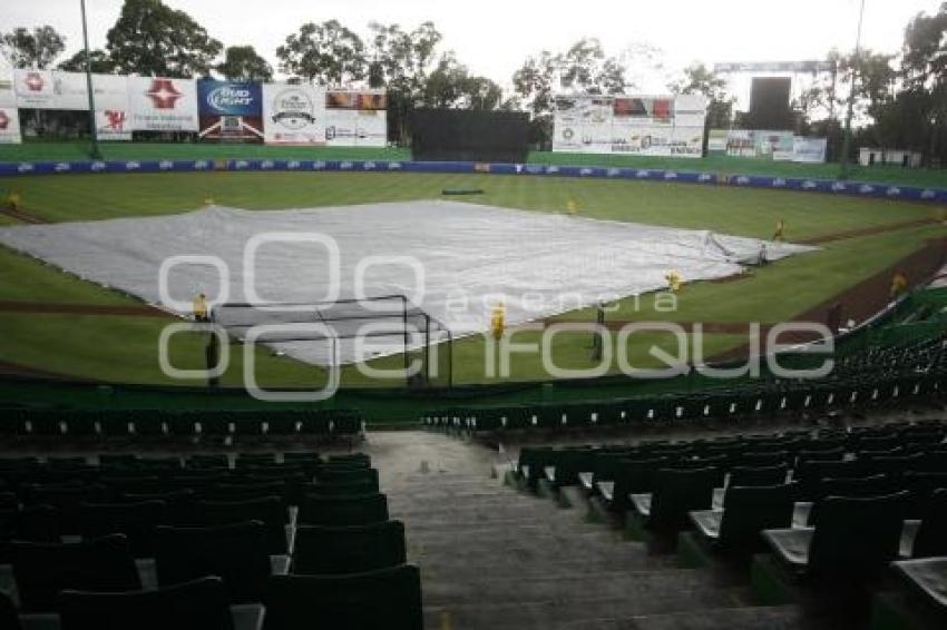 BÉISBOL . ESTADIO HERMANOS SERDÁN..