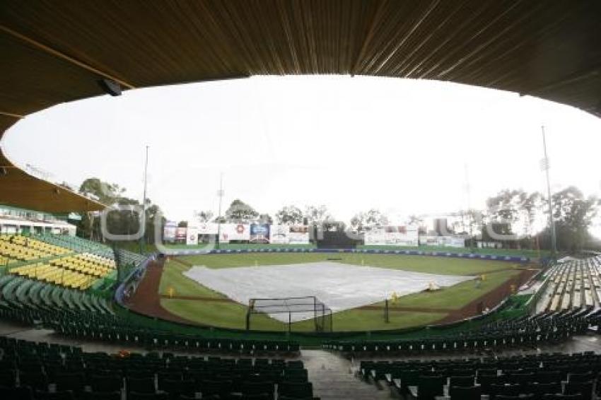 BÉISBOL . ESTADIO HERMANOS SERDÁN