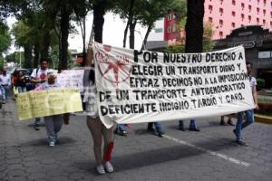 MANIFESTACIÓN CONTRA METROBUS