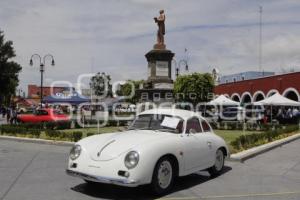 CHOLULA . AUTOS ANTIGUOS