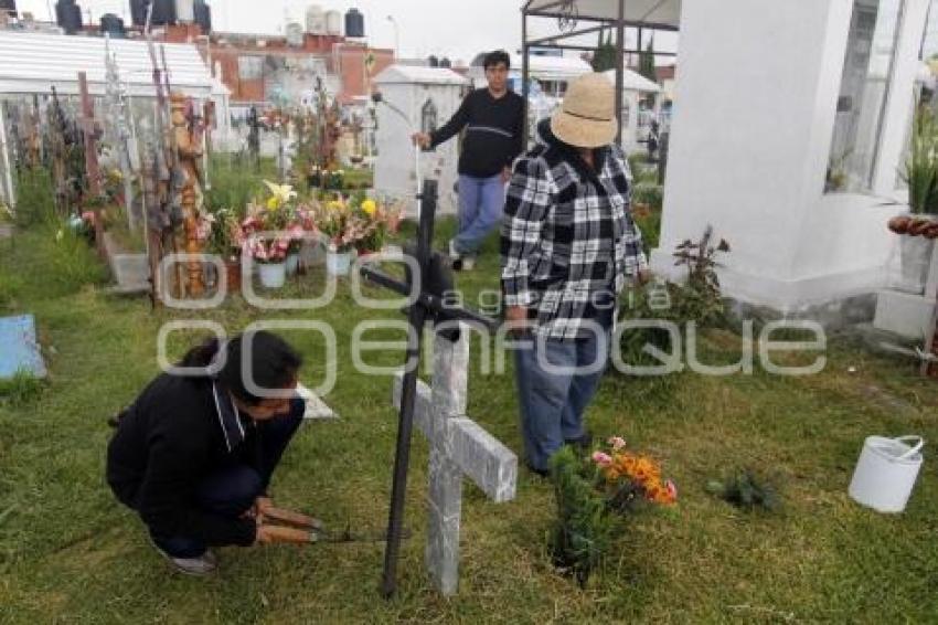 DÍA DEL PADRE . PANTEONES