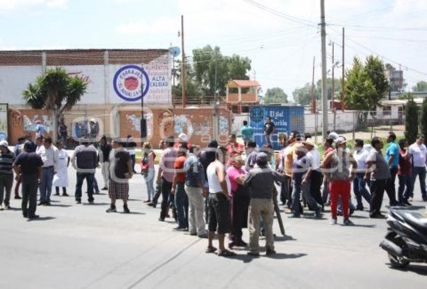 MANIFESTACIÓN COMERCIANTES . TEXMELUCAN