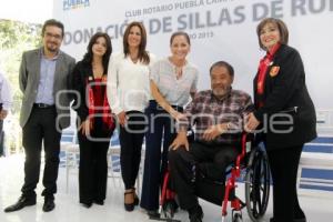 DIF MUNICIPAL . ENTREGA DE SILLAS