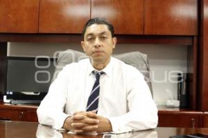 EDGAR SALOMÓN NUEVO RECTOR UTH