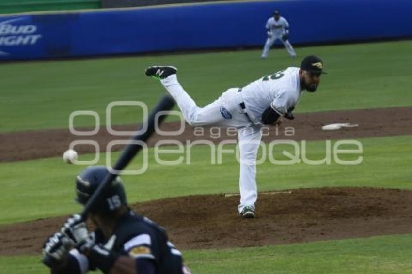 BÉISBOL . PERICOS VS SULTANES