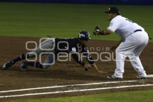 BÉISBOL . PERICOS VS SULTANES