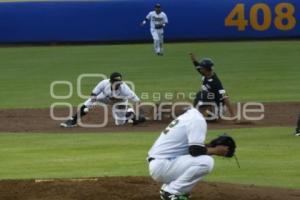 BÉISBOL . PERICOS VS SULTANES