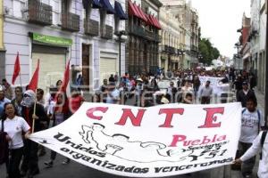 MANIFESTACIÓN MAESTROS