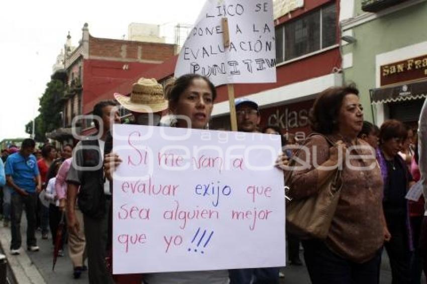 MANIFESTACIÓN MAESTROS