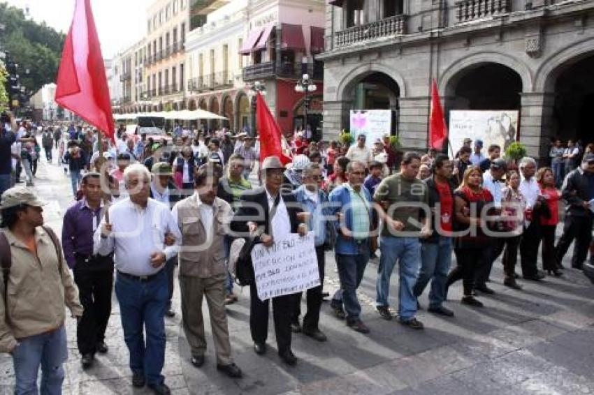 MANIFESTACIÓN MAESTROS