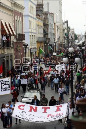 MANIFESTACIÓN MAESTROS