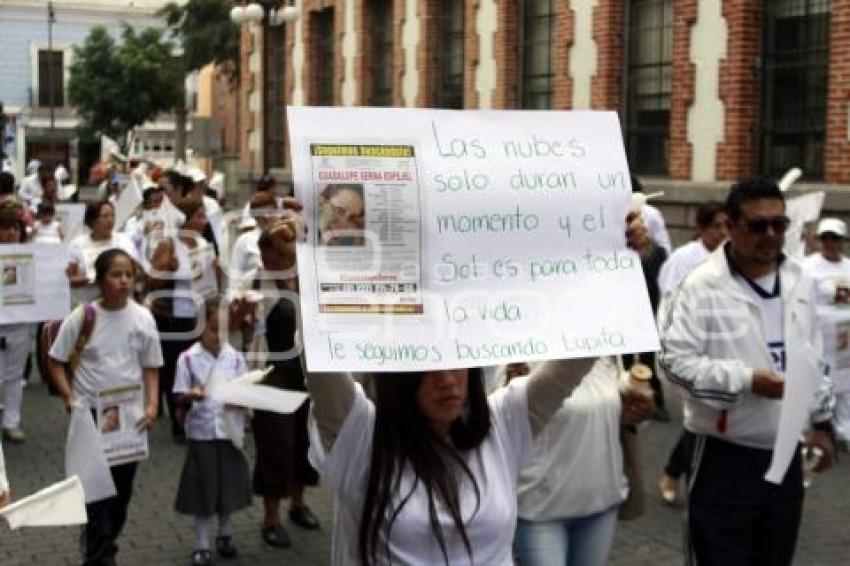 MARCHA DEL SILENCIO . DESAPARECIDOS