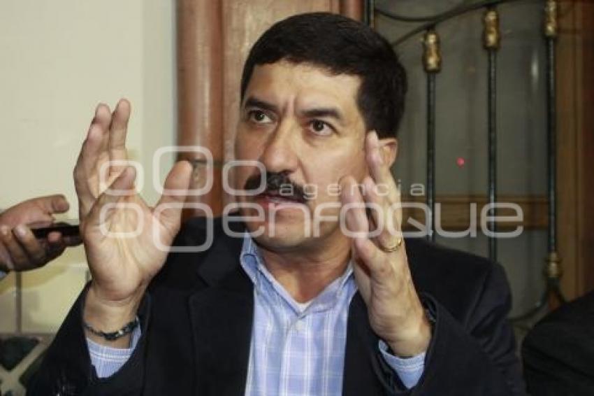 JAVIER CORRAL . PAN