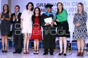 GRADUACIÓN CECADE . DIF