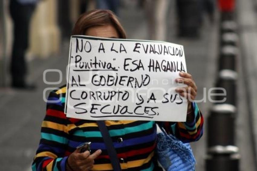 MANIFESTACIÓN MAESTROS