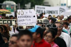 MANIFESTACIÓN MAESTROS