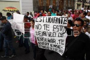 MANIFESTACIÓN MAESTROS