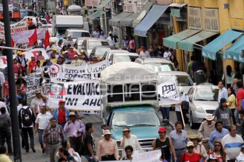 MANIFESTACIÓN MAESTROS