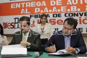 SNTE Y BUAP . FIRMA DE CONVENIO