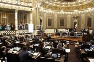 SESIÓN ORDINARIA . CONGRESO