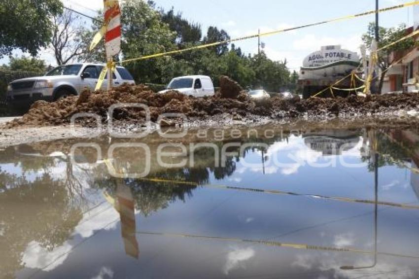 SUSTITUCIÓN DE TUBERÍAS . AGUA DE PUEBLA