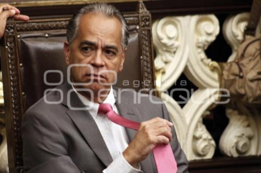 VÍCTOR GIORGANA . DIPUTADO