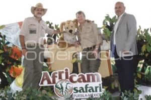 AFRICAM SAFARI . ZOOMOO