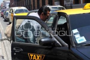 TAXIS . SIGNIA