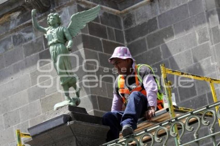 RESTAURACIÓN REJAS CATEDRAL