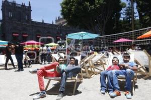 PLAYA ARTIFICIAL . ZOCALO