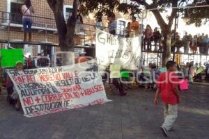 ATLIXCO . MANIFESTACIÓN SOAPAMA