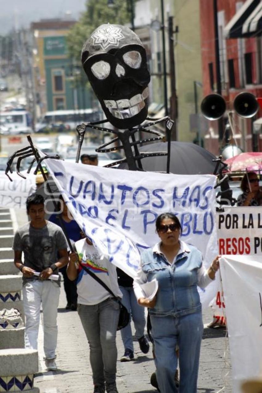 MANIFESTACIÓN AYOTZINAPA