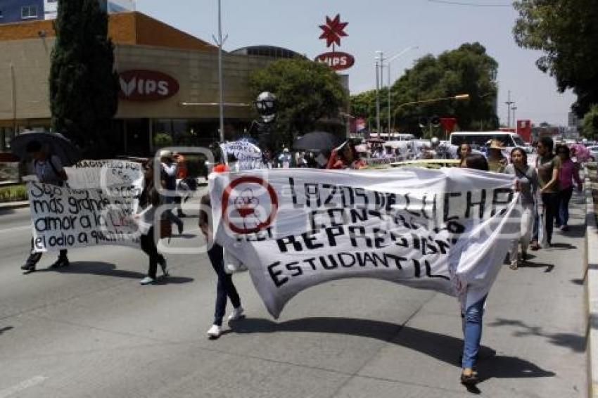 MANIFESTACIÓN AYOTZINAPA